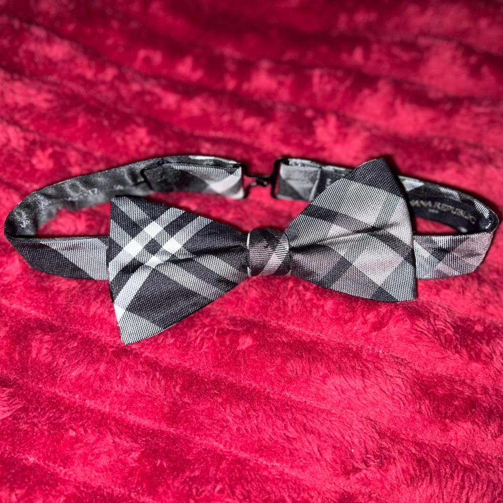 Banana Republic Black and Gray Checkered Bow Tie